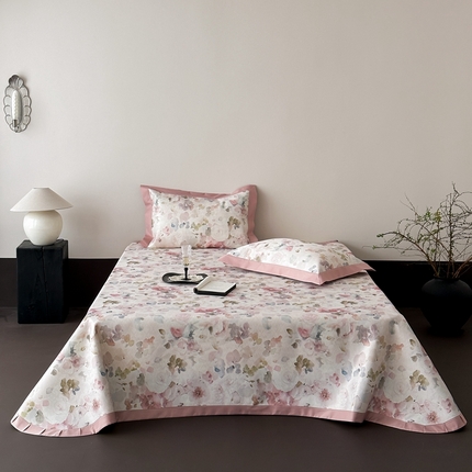 91家纺网 家纺一手货源 找家纺 三味舒屋 2025新款雅奢系列数码印花冰丝床单凉席三件套 床单 云裳