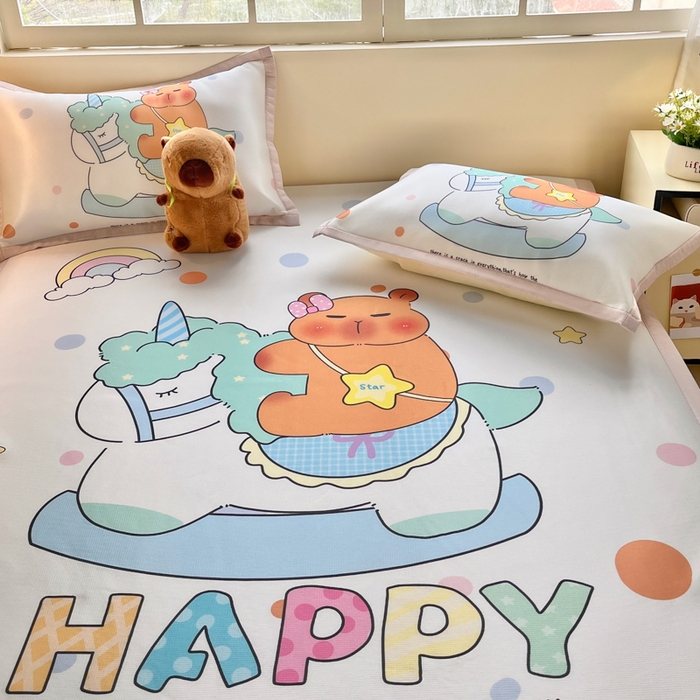 91家纺网 家纺一手货源 找家纺 博雅 2025新款独家版权A类大版数码印花1200D冰丝凉席 木马卡皮巴拉