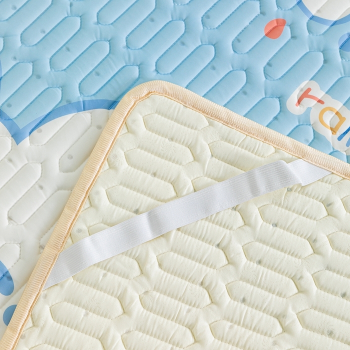 91家纺网 家纺一手货源 找家纺 美丽折2025新品6mm厚天然乳胶凉席三件套 大版印花卡通乳胶凉席平铺款 彩虹之恋