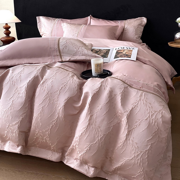 91家纺网 家纺一手货源 找家纺 优悦生活馆 2025新款冰丝浮雕绣花四件套 浪漫星河-豆沙