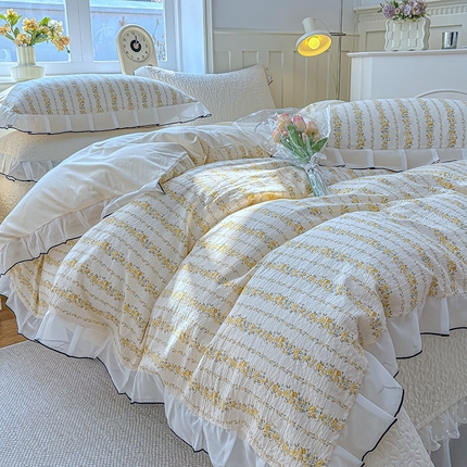 91家纺网 家纺一手货源 找家纺 （总）金艾草2026新款针织棉印花花边床盖款四件套