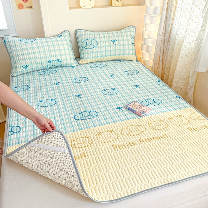 91家纺网 家纺一手货源 找家纺 柒月家居 2025新款小清新乳胶凉席 好伙伴