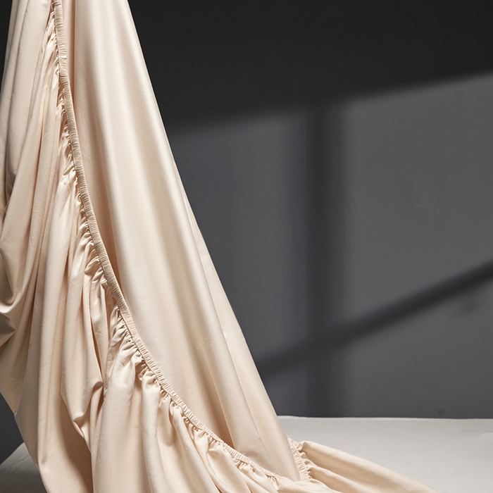 91家纺网 家纺一手货源 找家纺 秀色2025新款高端纯棉床笠单件全棉全包床套三件套100s新疆长绒棉酒店床垫保护套 梦易-奶昔白