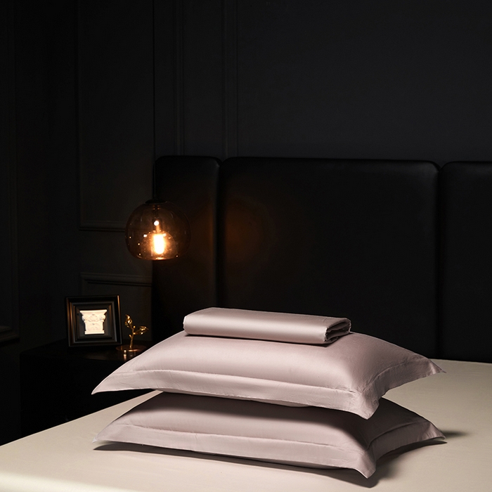 91家纺网 家纺一手货源 找家纺 秀色2025新款A类高端100s新疆长绒棉纯棉床单单件全棉单人贡缎加厚被单三件套 莫奈-粉末白