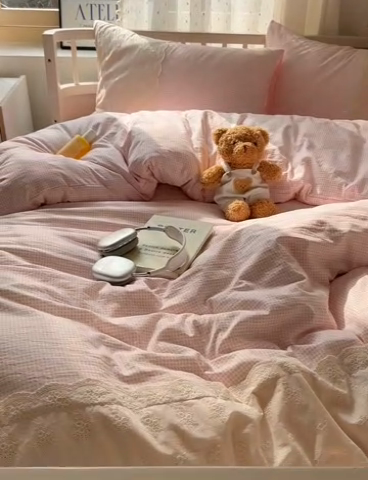 91家纺网 家纺一手货源 找家纺 顾里家纺 2025新款简约小资系列云感双层纱四件套 小粉格