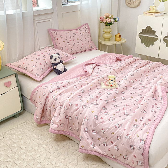 91家纺网 家纺一手货源 找家纺 顺顺家纺 2025新款凉感丝印花夏被空调被 少女凯蒂