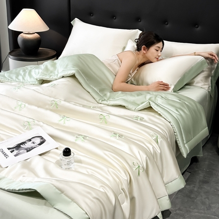 满羽家纺 2025新款冰丝夏被四件套-满绣系列 蝴蝶结-奶白绿