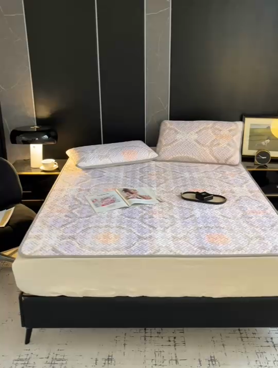 91家纺网 家纺一手货源 找家纺 美丽折2025夏季新品高端加厚全冰丝生物基乳胶凉席三件套 水洗天然乳胶凉席 安格尔斯-紫