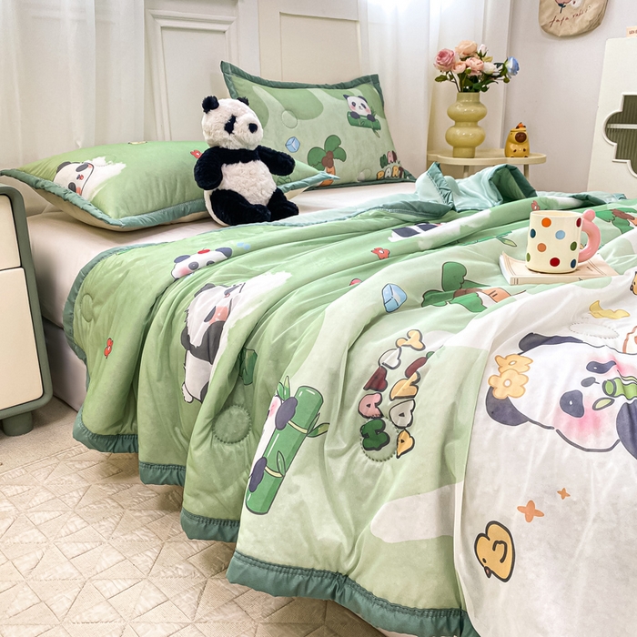 91家纺网 家纺一手货源 找家纺 顺顺家纺 2025新款凉感丝印花夏被空调被 萌宝熊猫