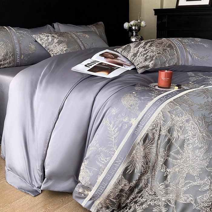 91家纺网 家纺一手货源 找家纺 优悦生活馆 2025新款冰丝浮雕绣花四件套 迷雾花园-深灰