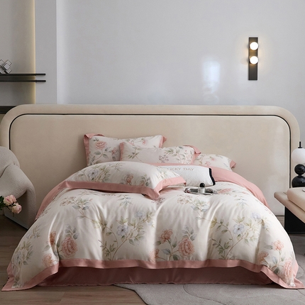 91家纺网 家纺一手货源 找家纺 （总）薏思家纺 2025新款50支莱赛尔天丝数码印花夏被+四件套（礼盒包装）