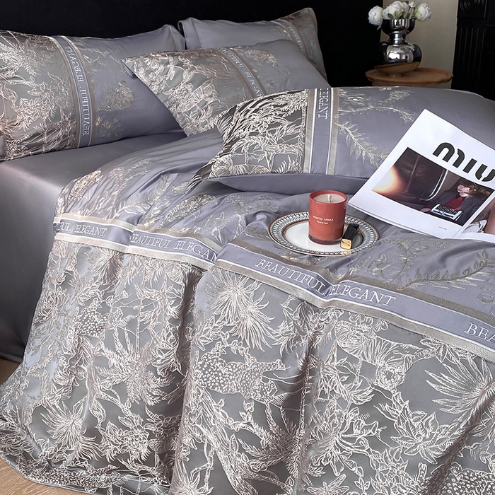 91家纺网 家纺一手货源 找家纺 优悦生活馆 2025新款冰丝浮雕绣花四件套 迷雾花园-深灰