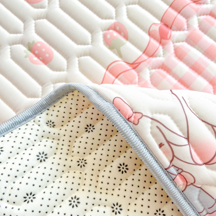 91家纺网 家纺一手货源 找家纺 柒月家居 2025新款小清新乳胶凉席 粉系花园