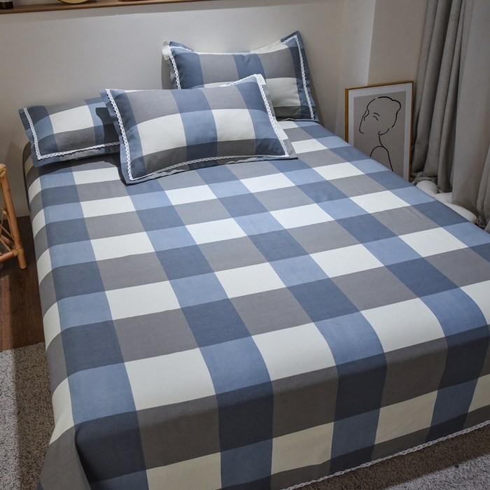 91家纺网 家纺一手货源 找家纺 仟网汇 2025全棉老粗布蕾丝花边三件套（无纺布手提包装） 蓝大格