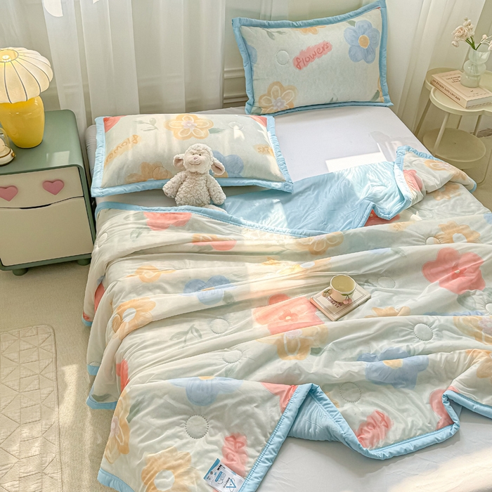 91家纺网 家纺一手货源 找家纺 顺顺家纺 2025新款凉感丝印花夏被空调被 夏花灿烂