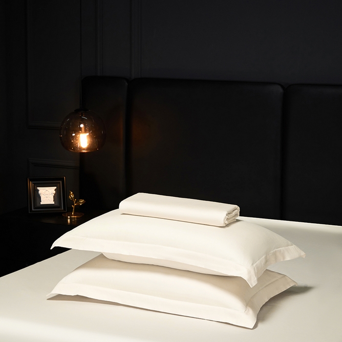 91家纺网 家纺一手货源 找家纺 秀色2025新款A类高端100s新疆长绒棉纯棉床单单件全棉单人贡缎加厚被单三件套 莫奈-皓月白