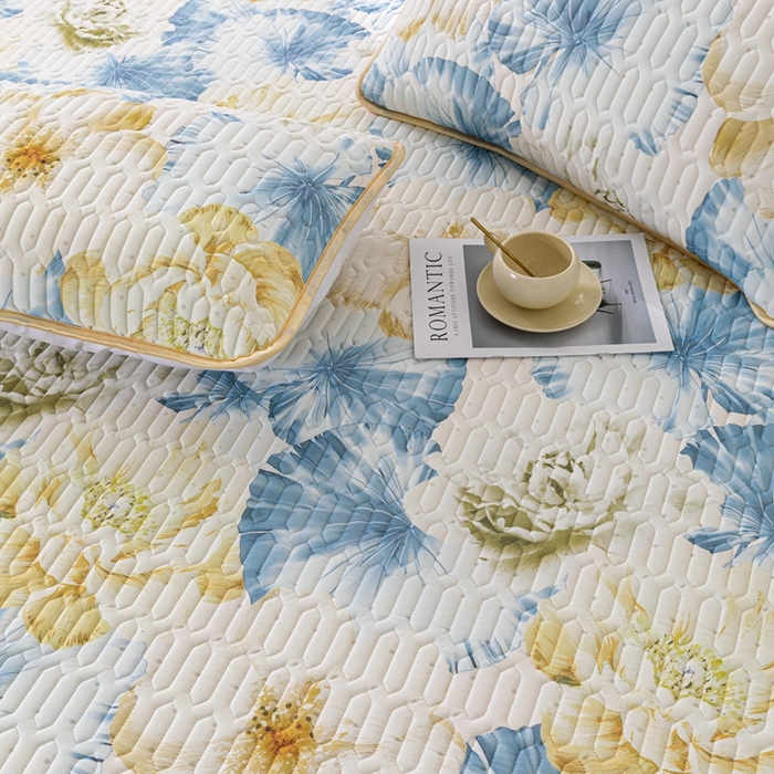 91家纺网 家纺一手货源 找家纺 美丽折2025新品6mm厚天然乳胶凉席三件套 大版印花卡通乳胶凉席平铺款 繁花