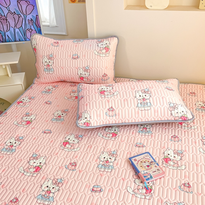 91家纺网 家纺一手货源 找家纺 柒月家居 2025新款小清新乳胶凉席 粉色猫咪