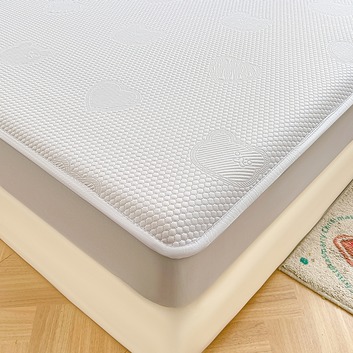 91家纺网 家纺一手货源 找家纺 （总）迪乐妮 2025新款小冰熊凉豆豆席床笠