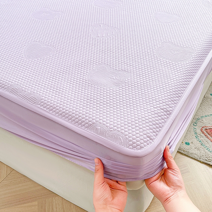 91家纺网 家纺一手货源 找家纺 迪乐妮 2025新款小冰熊凉豆豆席床笠 薰衣紫-小冰熊凉豆豆床笠