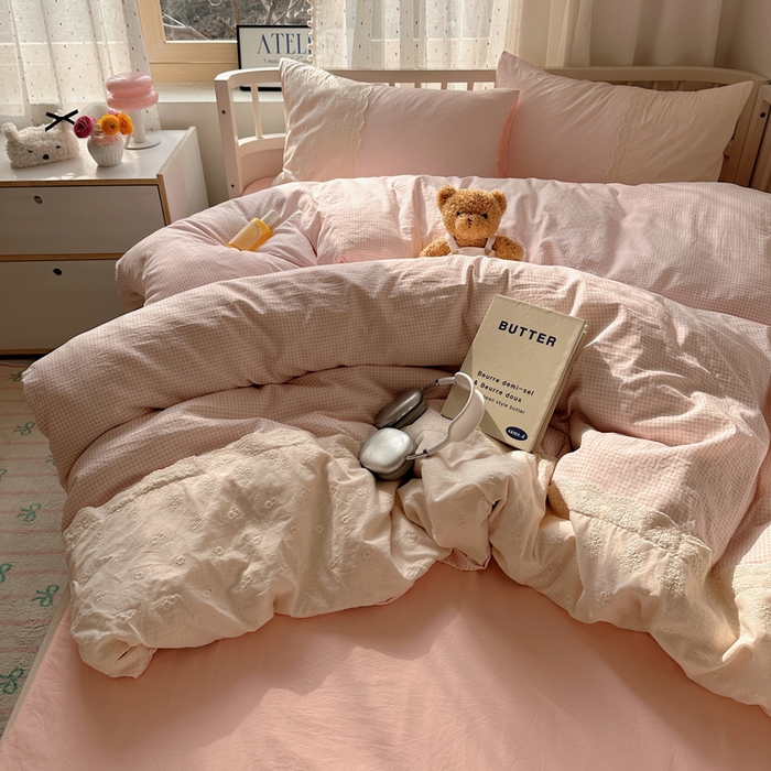 91家纺网 家纺一手货源 找家纺 顾里家纺 2025新款简约小资系列云感双层纱四件套 小粉格