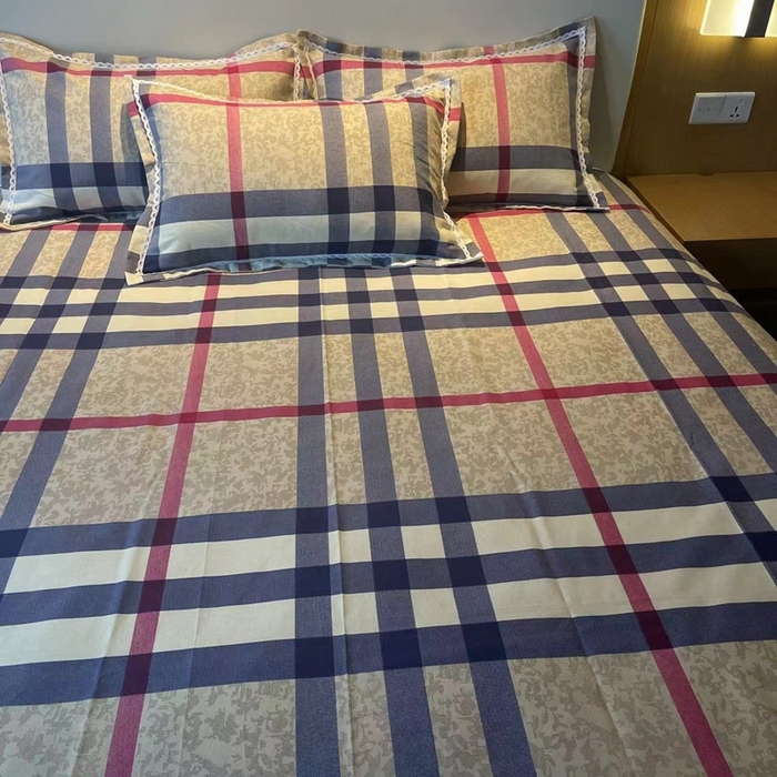 91家纺网 家纺一手货源 找家纺 仟网汇 2025全棉老粗布蕾丝花边三件套（无纺布手提包装） 巴宝格