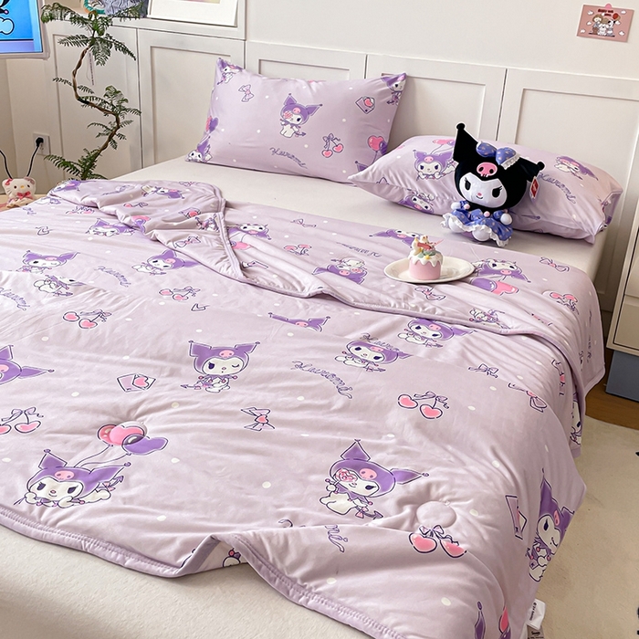 91家纺网 家纺一手货源 找家纺 金爱家2025新款A类三丽鸥正版授权高品质牛奶丝软糯针织棉大豆夏被系列详情 针织棉三丽鸥-樱桃库洛米