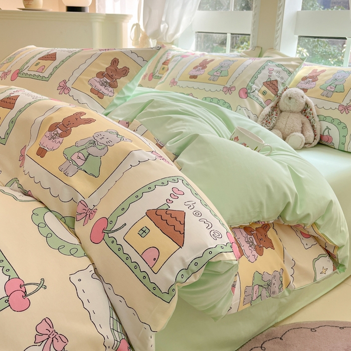 91家纺网 家纺一手货源 找家纺 仔仔熊 2025新款全棉印花系列被套 假日诱惑