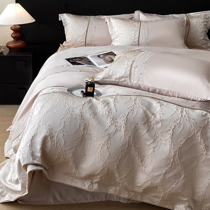 91家纺网 家纺一手货源 找家纺 优悦生活馆 2025新款冰丝浮雕绣花四件套 浪漫星河-香槟