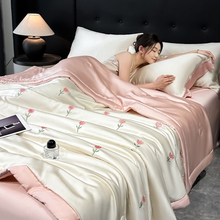 满羽家纺 2025新款冰丝夏被四件套-满绣系列 郁金香-奶白粉