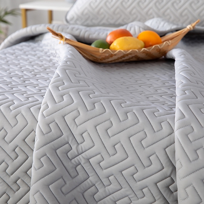 91家纺网 家纺一手货源 找家纺 美丽折2025夏季新品高端加厚全冰丝生物基乳胶凉席三件套 水洗天然乳胶凉席 经典灰T