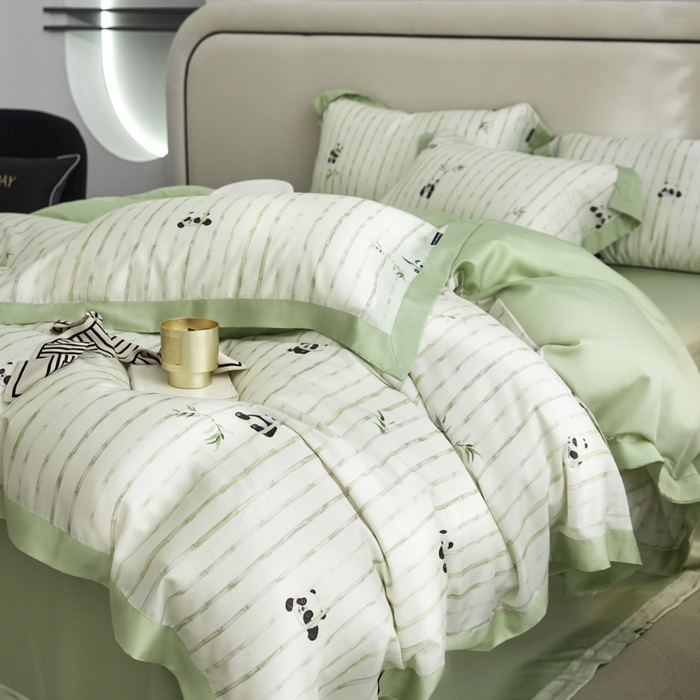 91家纺网 家纺一手货源 找家纺 薏思家纺 2025新款50支莱赛尔天丝数码印花夏被+四件套（礼盒包装） 安静