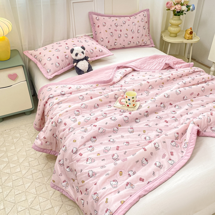 91家纺网 家纺一手货源 找家纺 顺顺家纺 2025新款凉感丝印花夏被空调被 少女凯蒂