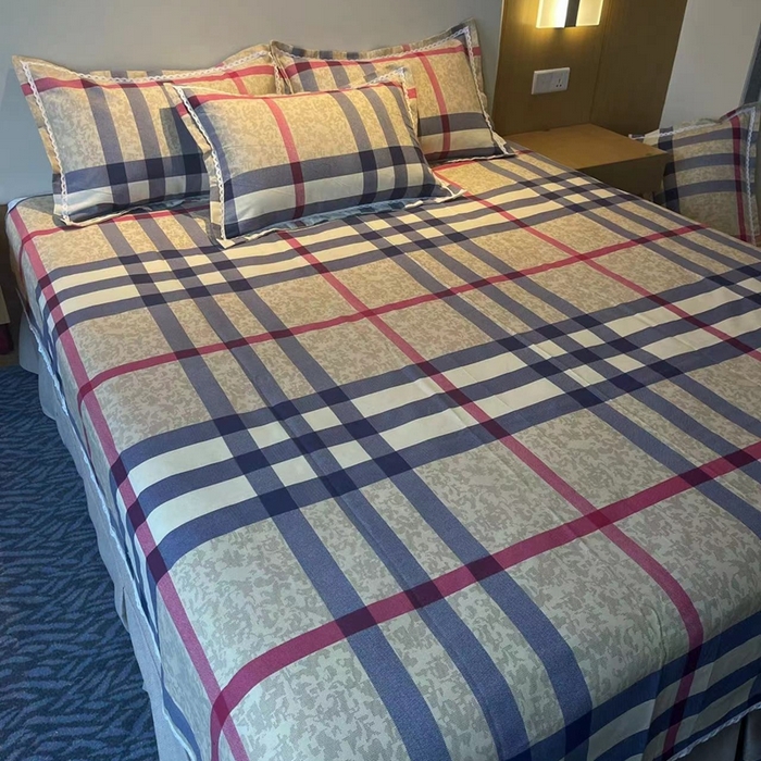 91家纺网 家纺一手货源 找家纺 仟网汇 2025全棉老粗布蕾丝花边三件套（无纺布手提包装） 巴宝格