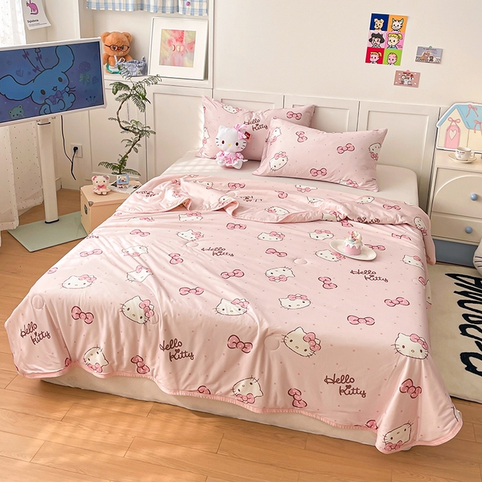 91家纺网 家纺一手货源 找家纺 金爱家2025新款A类三丽鸥正版授权高品质牛奶丝软糯针织棉大豆夏被系列详情 针织棉三丽鸥-爱心美少女kitty