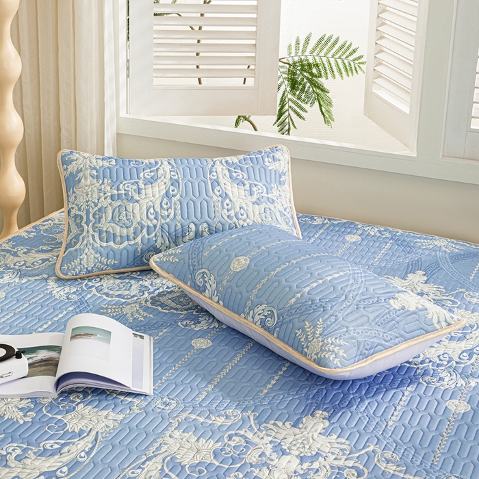 91家纺网 家纺一手货源 找家纺 美丽折2025新品6mm厚天然乳胶凉席三件套 大版印花卡通乳胶凉席平铺款 贵族风范