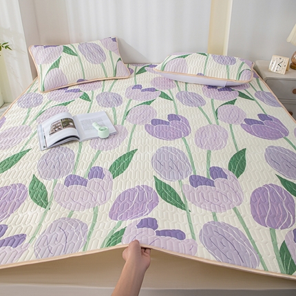 91家纺网 家纺一手货源 找家纺 （总）美丽折2025新品6mm厚天然乳胶凉席三件套 大版印花卡通乳胶凉席平铺款