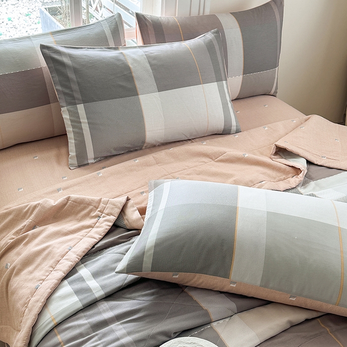 91家纺网 家纺一手货源 找家纺 瑜珠家纺 2025新款里外全棉棉花夏被 费城时光