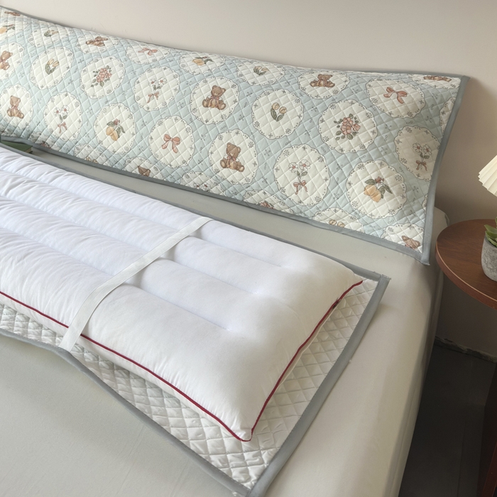 91家纺网 家纺一手货源 找家纺 爱港家纺 2025新款凉感丝双人长枕巾 夏季情侣枕头巾 绑带长枕巾 甜梦堡 150*48