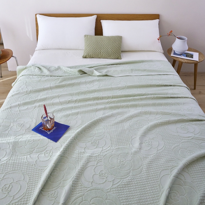 91家纺网 家纺一手货源 找家纺 爱港家纺 2025新款上海专版老式怀旧全棉A类纱布毛巾被 茶花-绿