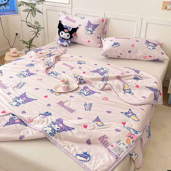 91家纺网 家纺一手货源 找家纺 金爱家2025新款A类三丽鸥正版授权高品质牛奶丝软糯针织棉大豆夏被系列详情 针织棉三丽鸥-甜心库洛米