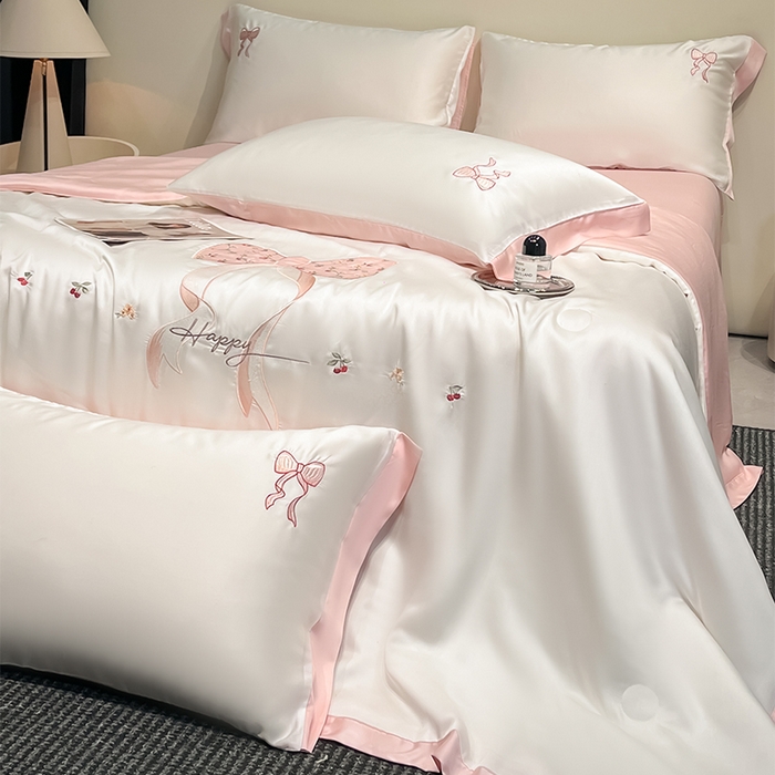 91家纺网 家纺一手货源 找家纺 2025新款水洗冰丝夏被四件套甜梦系列 甜梦-奶白粉