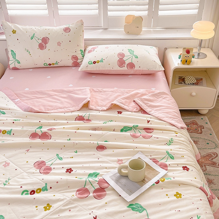 91家纺网 家纺一手货源 找家纺 思雅庭 2025新款里外全棉夏被新疆棉花夏凉被空调被 甜蜜樱桃