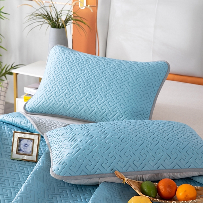 91家纺网 家纺一手货源 找家纺 美丽折2025夏季新品高端加厚全冰丝生物基乳胶凉席三件套 水洗天然乳胶凉席 孔雀蓝T