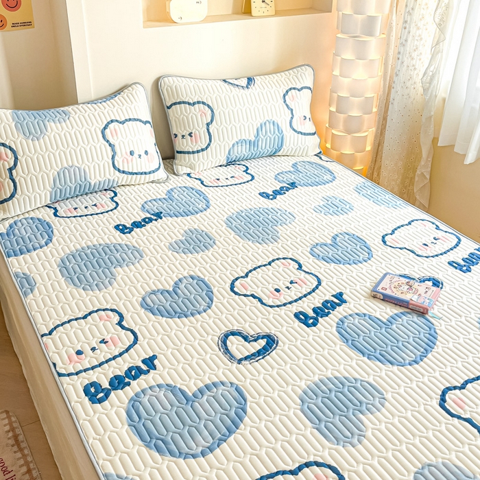 91家纺网 家纺一手货源 找家纺 柒月家居 2025新款小清新乳胶凉席 爱心小熊