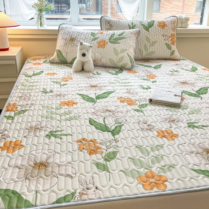 91家纺网 家纺一手货源 找家纺 柒月家居 2025新款小清新乳胶凉席 春意盎然