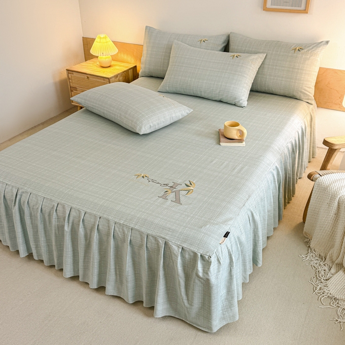 91家纺网 家纺一手货源 找家纺 布柔 2025新款100%全棉纯棉老粗布绣花印花凉席单品床裙 米多绿