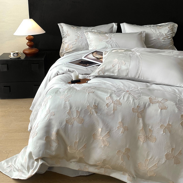 91家纺网 家纺一手货源 找家纺 优悦生活馆 2025新款冰丝浮雕绣花四件套 暮光之城-灰绿