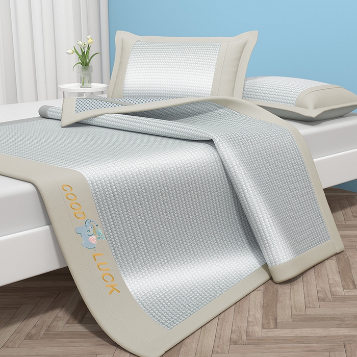 91家纺网 家纺一手货源 找家纺 绒艺席业 2025新款A类抗菌冰丝凉席系列-小象宝款 灰色