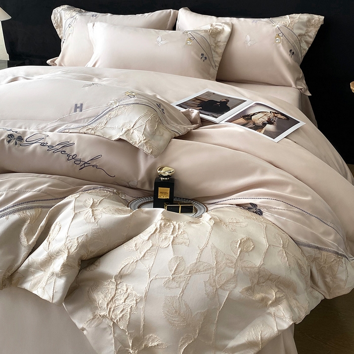 91家纺网 家纺一手货源 找家纺 优悦生活馆 2025新款冰丝浮雕绣花四件套 幽兰轻舞-香槟